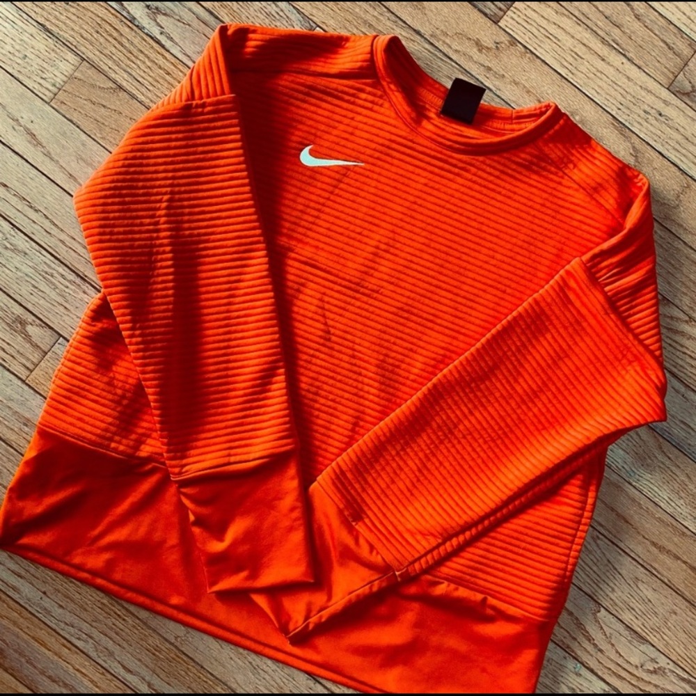 NEW Nike Pullover Sweater